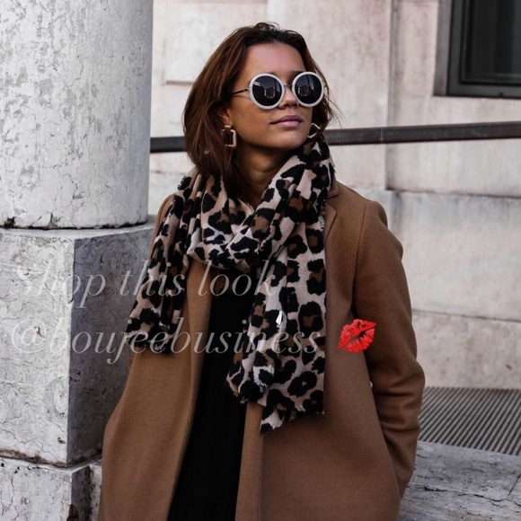 ZARA BNWT Animal Print Scarf - Picture 1 of 5